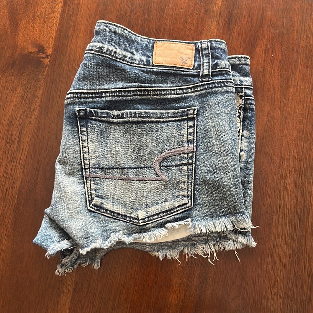Womens AE Jean Shorts - Picture 2 of 4